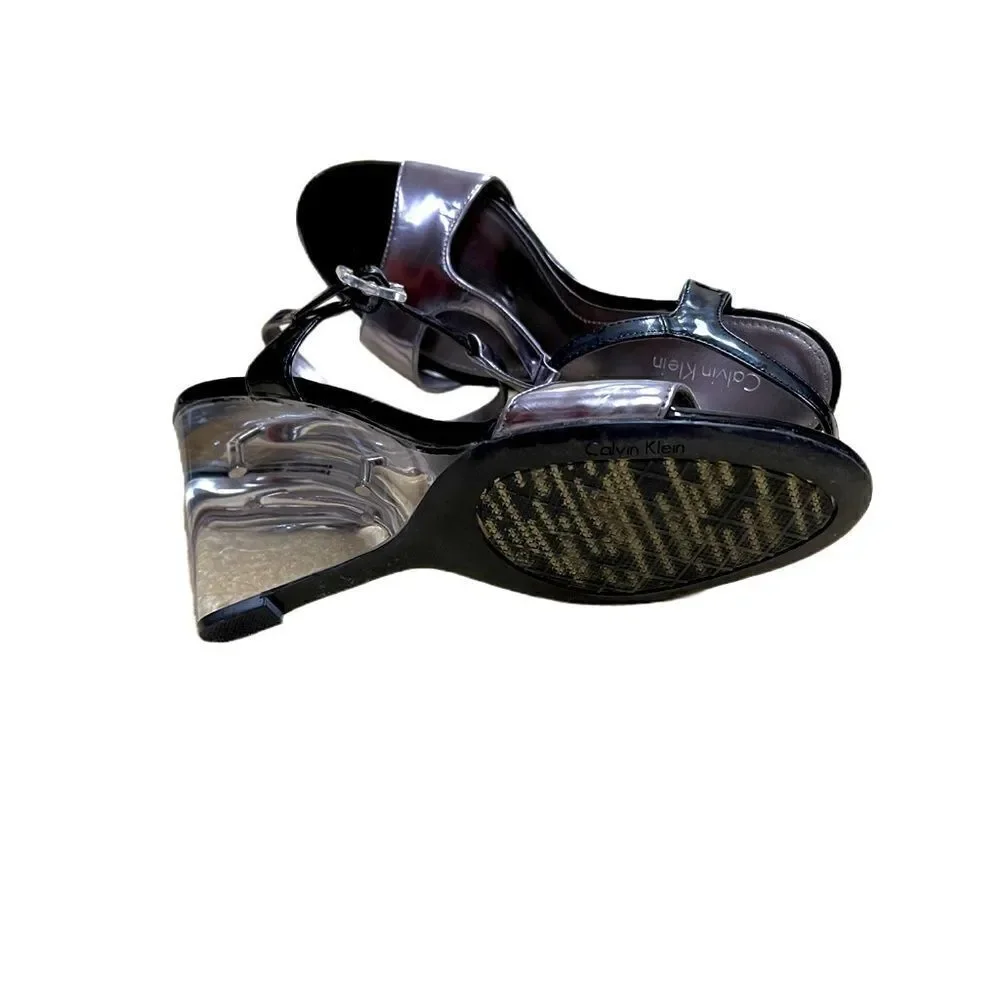 🌟75% OFF🌟NEW🌟Calvin Klein Silver Wedge Sandals